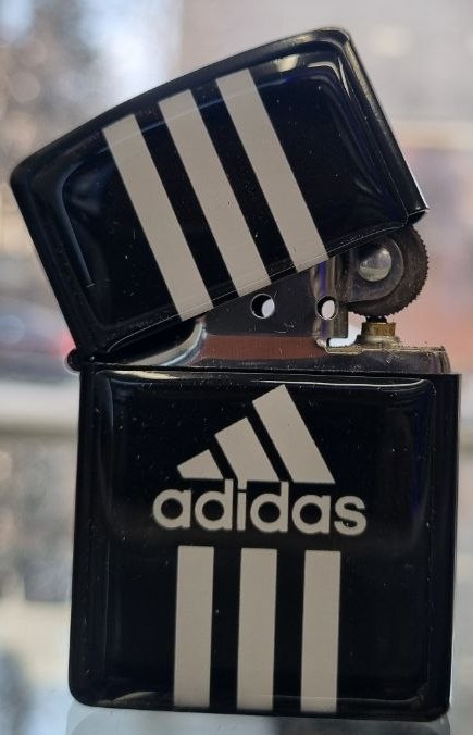 خرید فندک بنزینی طرح Zippo